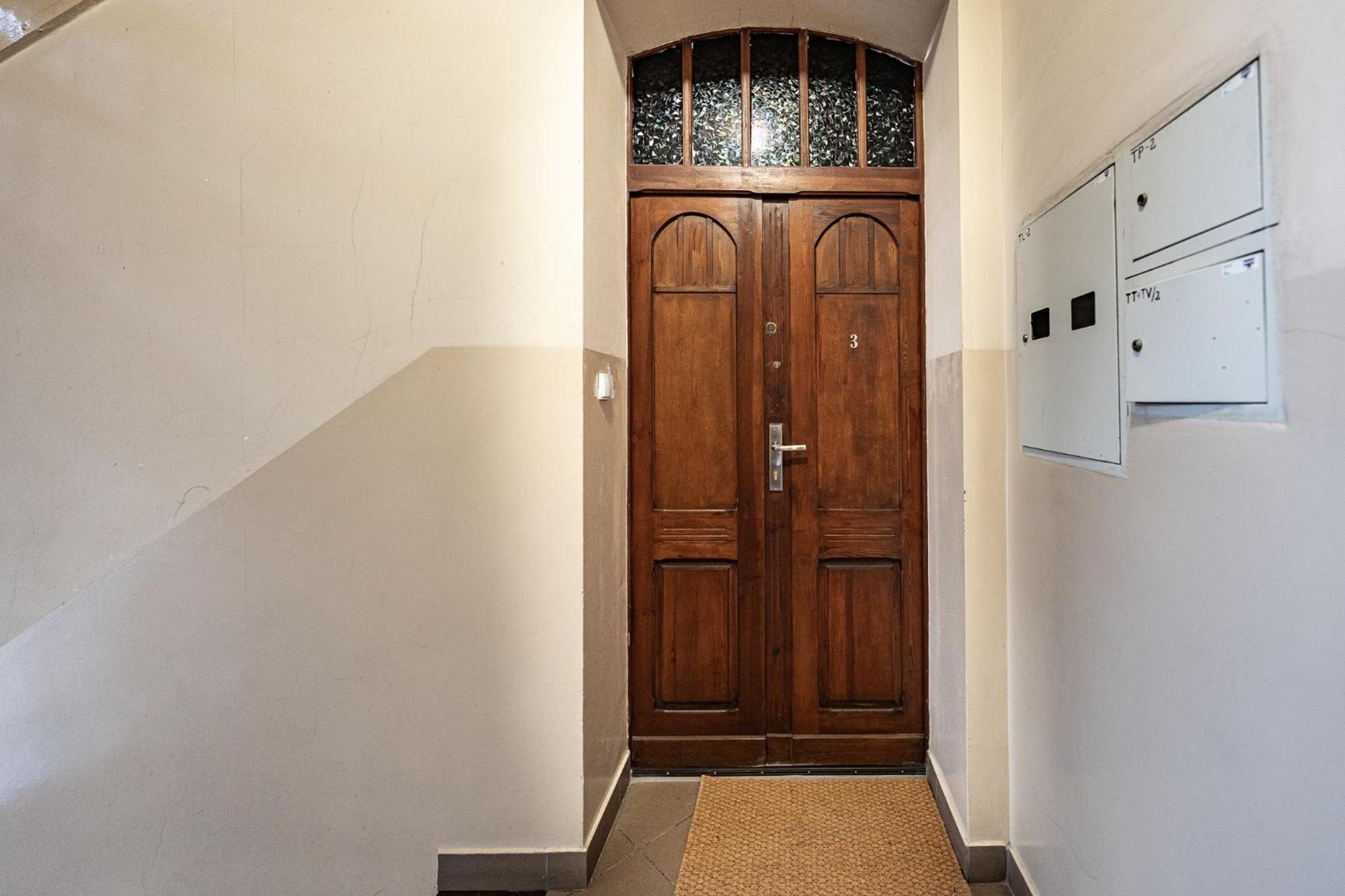 קטוביץ Apartamenty Tespis - Historic House Next To The Cathedral In The City Centre מראה חיצוני תמונה